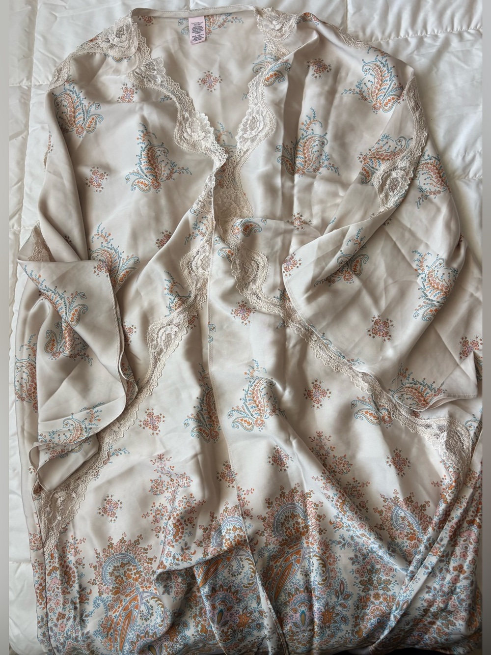 Victoria's Secret Cream Satin Robe with Blue & Tan Paisley